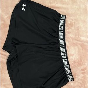 Under Armour Cotton Shorts w/ Poacket